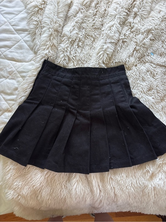 Brandy Melville Dresses & Skirts - Brandy Melville Black Pleated Mini Skirt